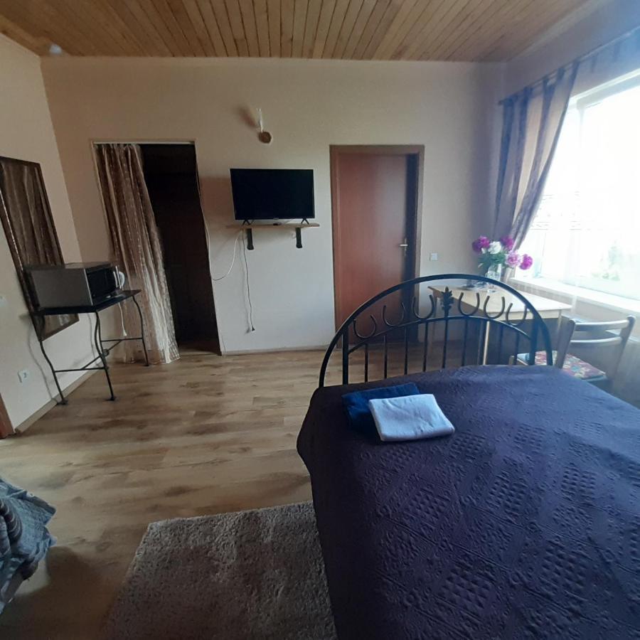 Viesu Nams "Laimes Pakavs" Hotel Straupe Eksteriør billede